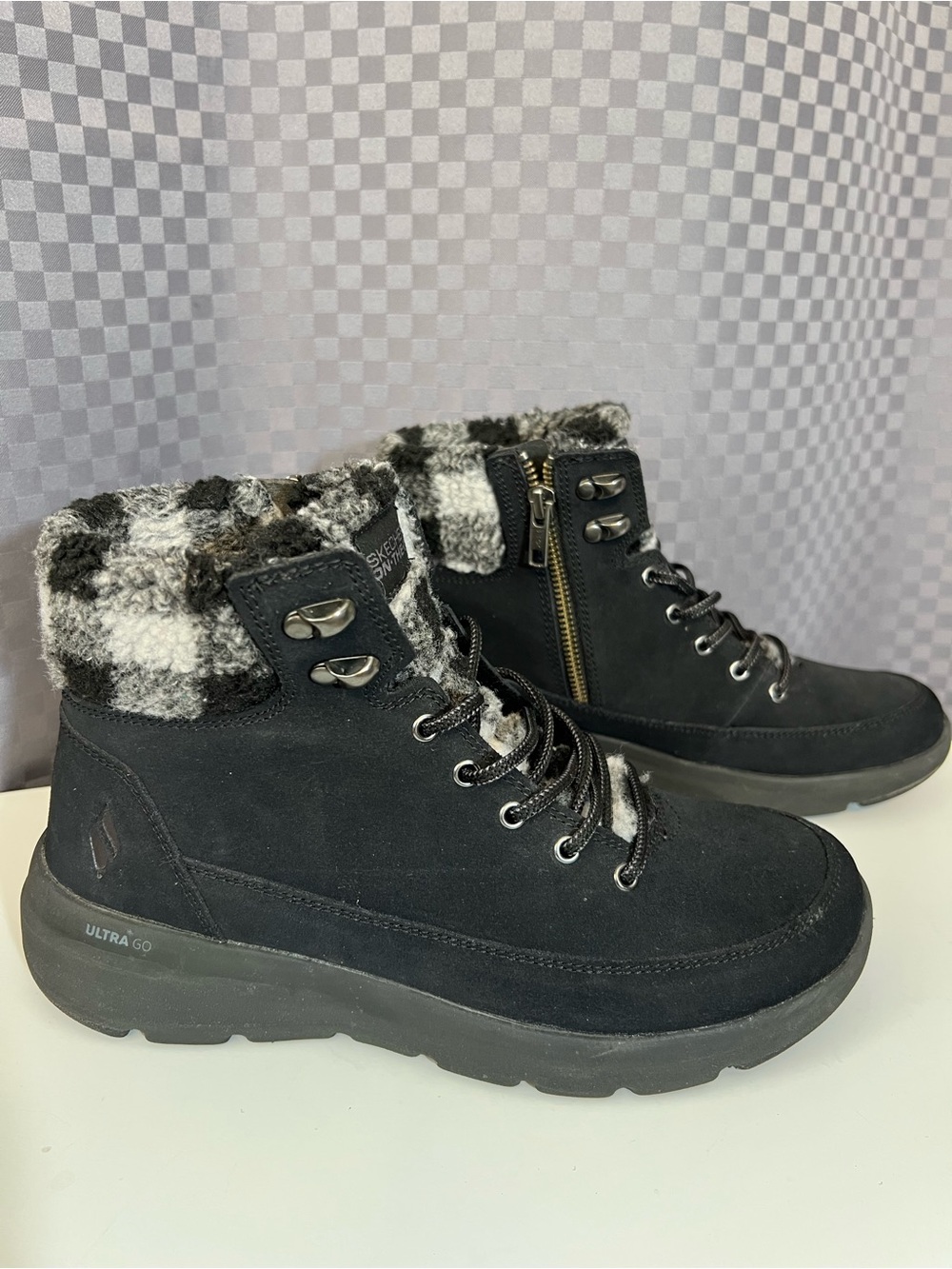 Skechers Boots Women 7.5 Ultra GO Glacial Lace Suede Black Plaid Sherpa Hiking